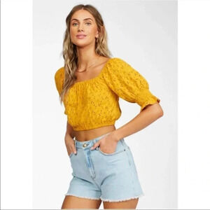 Billabong summer eyelit crop top